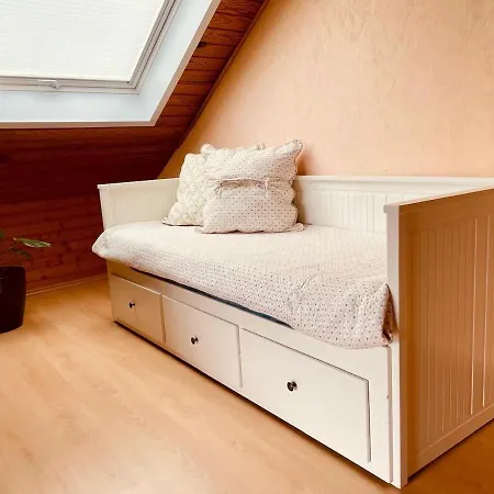 Vakantiehuis Odw Homes - Large With Three And Garden *