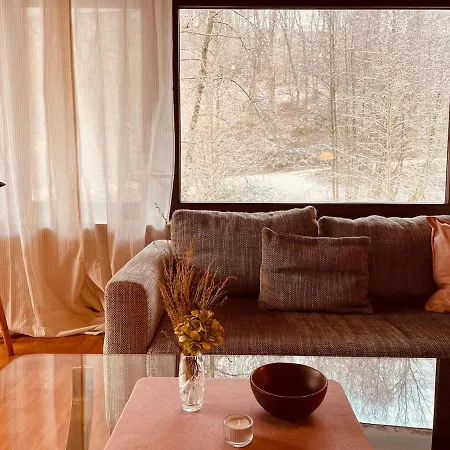 Odw Homes - Large With Three And Garden