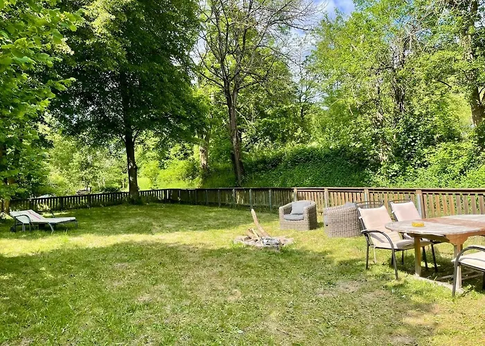 Odw Homes - Large With Three And Garden